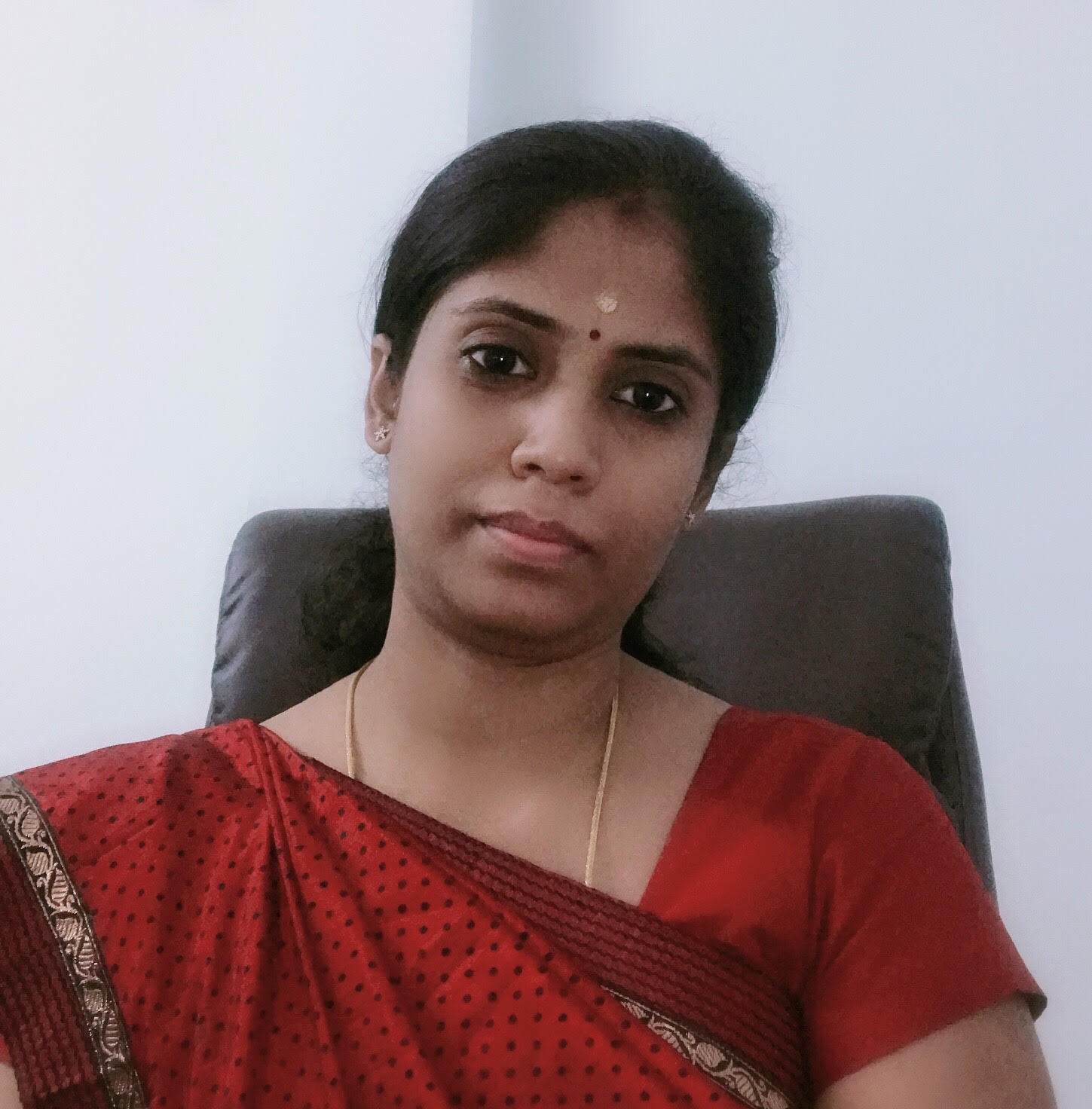 Dr. Dhivya-Homeopath